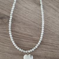 Howlite